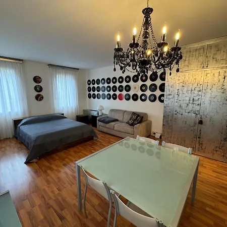 House 326 * Padova
